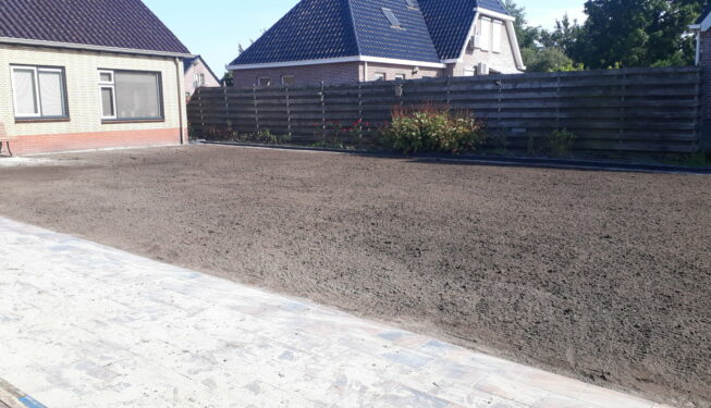 Tuinrenovatie Groningen, aanleg gazon